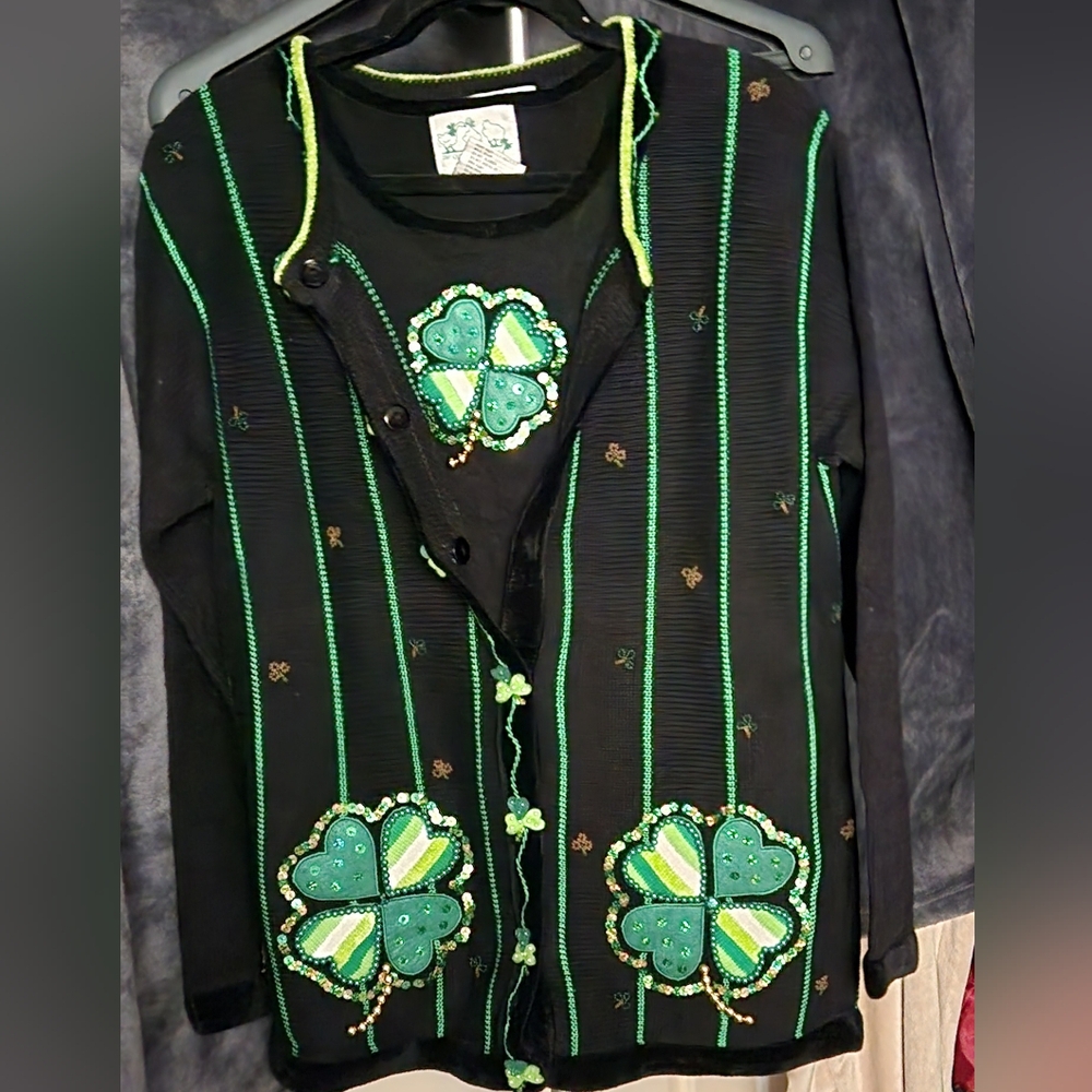 The Quacker Factory St. Patricks Day sweater caridgan